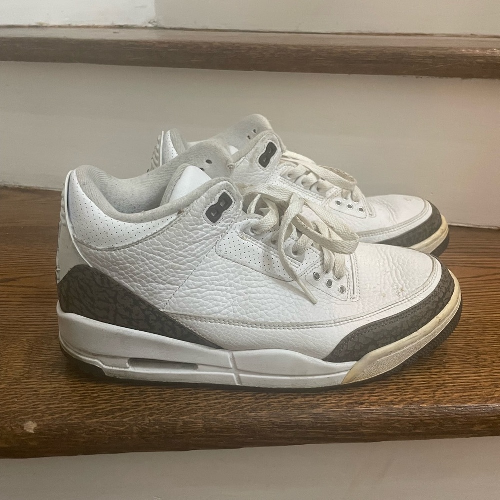 Mocha Jordan 3s - Used in good condition - authentic